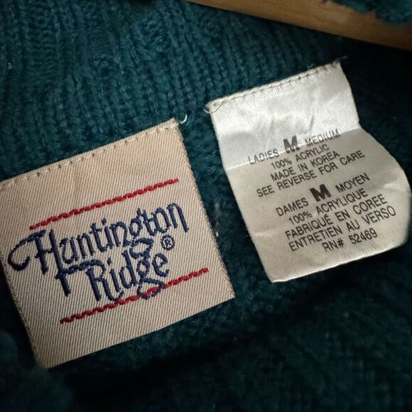 Huntington Ridge Women’s Turtleneck Sweater Size Medium 100% Acrylic - Picture 6 of 9